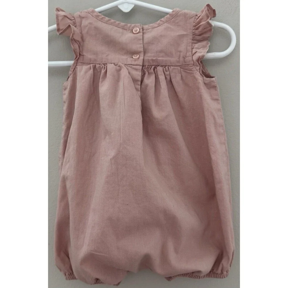BabyGap 3/6 Pink Eyelet Ruffle Sleeveless Bubble Romper One-Piece Flutter Sleeve